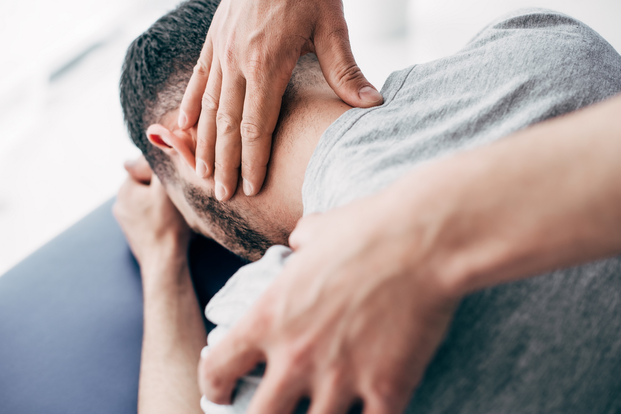 The Best Chiropractor in Mission Viejo Can Correct Shoulder, Arm & Hand Problems